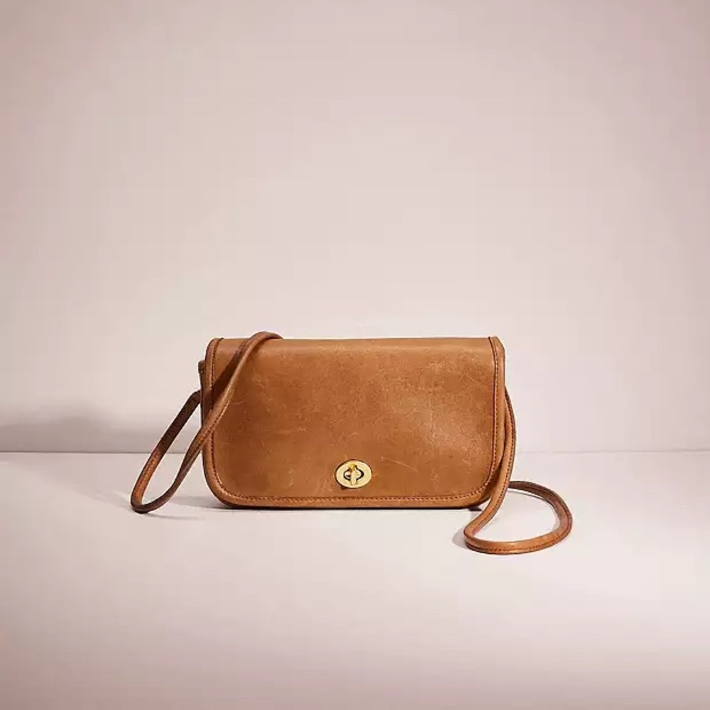 Coach 5013 Vintage Light Brown Leather Dinky Crossbody Bag